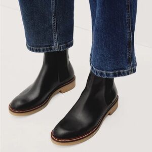 Everlane Black Leather Chelsea Boots